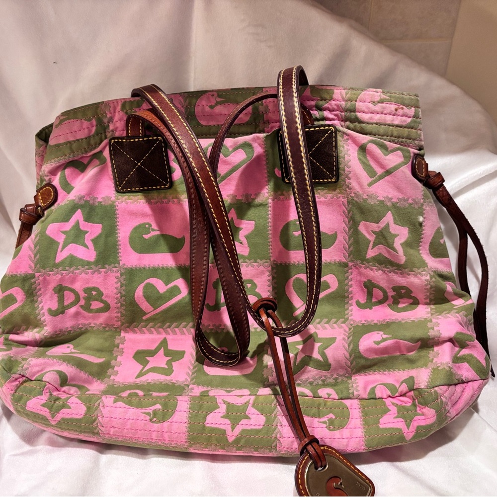 Dooney & Bourke